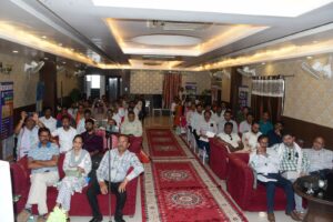 सिवनी मीडिया वार्तालाप कार्यक्रम में विधायक दिनेश राय संबोधित करते हुए