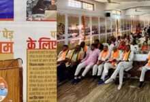 рд╕рд┐рд╡рдиреА рднрд╛рдЬрдкрд╛ рд╕реНрдерд╛рдкрдирд╛ рджрд┐рд╡рд╕ рдзреНрд╡рдЬрд╛рд░реЛрд╣рдг рдХрд╛рд░реНрдпрдХреНрд░рдо рдореАрдирд╛ рдмрд┐рд╕реЗрди