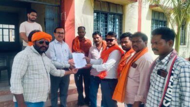 अश्लील वीडियो वायरल मामला हर्रई -ज्ञापन सौंपते विहिप बजरंग दल कार्यकर्ता