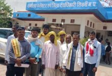 गुनगुन जलाशय बांध सिवनी में किसानों का विरोध प्रदर्शन