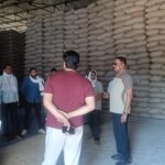 बघराज उपार्जन केंद्र निरीक्षण करते विधायक दिनेश राय मुनमुन