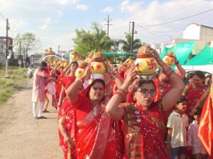 सिवनी में श्रीमद्भागवत कथा शोभायात्रा श्रद्धालु