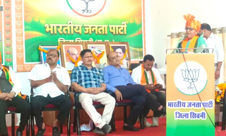 अंबेडकर सम्मान अभियान सिवनी के तहत आयोजित भाजपा का नि:शुल्क चिकित्सा शिविर