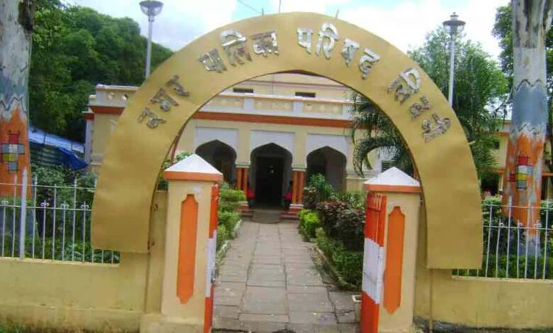 सिवनी नगर पालिका में ट्रैक्टर ट्रॉली भुगतान विवाद के कारण कचरा उठाना बंद, शहर में गंदगी फैली