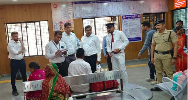 छिंदवाड़ा सिवनी रेल निरीक्षण अमृत स्टेशन योजना