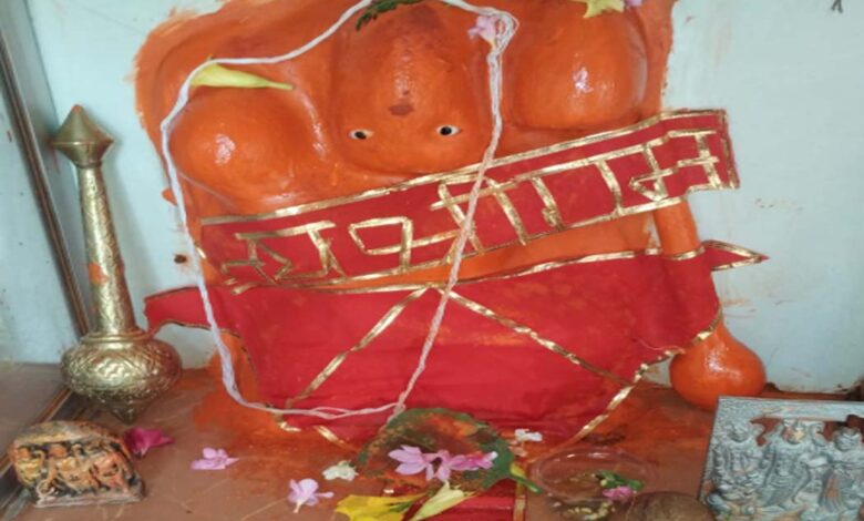 सिवनी शनिदेव मंदिर भंडारा - पलारी टेकरी सिवनी स्थित श्री सिद्ध शनिदेव मंदिर में भंडारा व पूजन की तैयारी