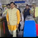 सीएम डॉ मोहन यादव दिल्ली मेट्रो यात्रा के दौरान