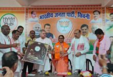 अजय जामवाल सिवनी भाजपा संगठनात्मक बैठक को संबोधित करते हुए
