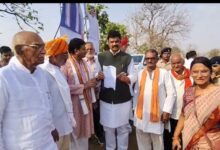 गेहूं खरीदी स्लॉट बुकिंग समस्या : गेहूं खरीदी स्लॉट बुकिंग समस्या संबंधी ज्ञापन सौंपते किसान मोर्चा सिवनी के पदाधिकारी
