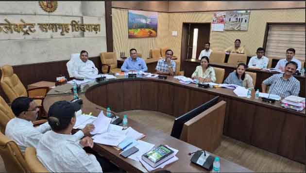 पटाखा फैक्ट्री जांच छिंदवाड़ा - कलेक्टर हरेंद्र नारायन समीक्षा बैठक