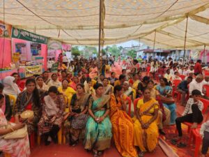 कृषि विज्ञान केंद्र सिवनी में प्राकृतिक खेती कार्यशाला को संबोधित करते विधायक दिनेश राय मुनमुन