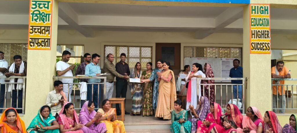 घंसौर उत्कृष्ट विद्यालय में प्रधानमंत्री पोषण शक्ति निर्माण योजना के तहत कुकिंग प्रतियोगिता आयोजित हुई