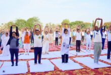योगमय हुआ सिवनी का फुटबॉल स्टेडियम, ‘स्वस्थ आयु के लिए योग’ थीम पर उमड़ा जनसैलाब - Seoni News