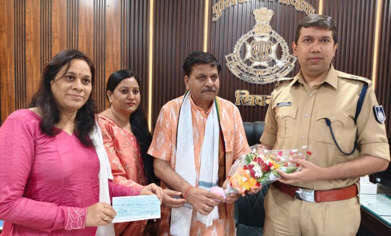 “सिवनी कोतवाली पुलिस द्वारा 8 घंटे में खोया बैग और सोना बरामद”