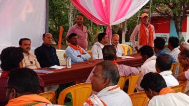 भाजपा मंडल हर्रई की मासिक बैठक में उपस्थित विधायक एवं कार्यकर्ता