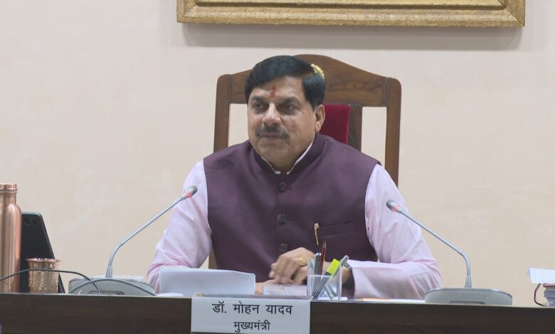 मध्यप्रदेश की शौर्या दल से जुड़ी महिलाओं के जागरूकता अभियान पर मुख्यमंत्री जी की सराहना