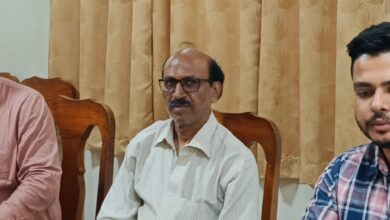 20 हजार रुपये रिश्वत लेते गिरफ्तार रीडर माधव प्रसाद तिवारी