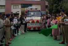 सिवनी में सेफ क्लिक 2.0 साइबर जागरूकता अभियान का शुभारंभ करते पुलिस अधीक्षक कृष्ण लालचंदानी