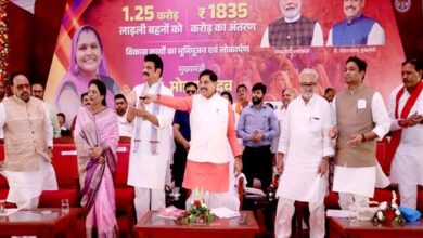 मुख्यमंत्री डॉ मोहन यादव केसली में आयोजित लाड़ली बहना सम्मेलन को संबोधित करते हुए