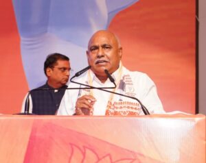 भोपाल में विकसित भारत संकल्प सम्मेलन को संबोधित करते मुख्यमंत्री डॉ मोहन यादव और केंद्रीय मंत्री धर्मेंद्र प्रधान