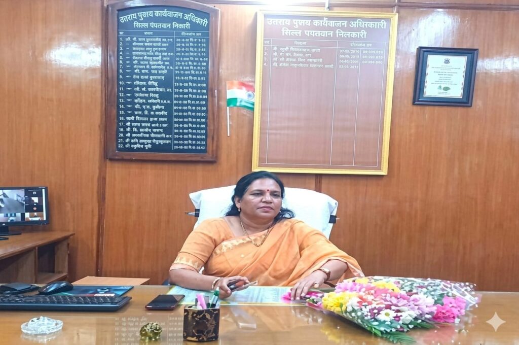 जिला पंचायत अध्यक्ष मालती मुकेश डेहरिया प्रेस वार्ता में अटैचमेंट व्यवस्था पर प्रशासन को घेरते हुए