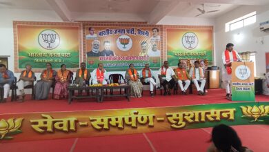 सिवनी भाजपा कार्यालय में आयोजित कामकाजी जिला बैठक में मौजूद भाजपा नेता और कार्यकर्ता
