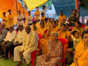 छिंदवाड़ा के श्री सिद्धेश्वर मारुति महाकाल मंदिर में शिवलिंग प्राण प्रतिष्ठा महोत्सव के दौरान पूजा-अर्चना करते सांसद बंटी विवेक साहू।