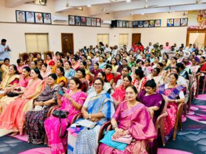 भाजपा महिला मोर्चा बालाघाट की जिलाध्यक्ष का पदभार ग्रहण करतीं मीना राहंगडाले