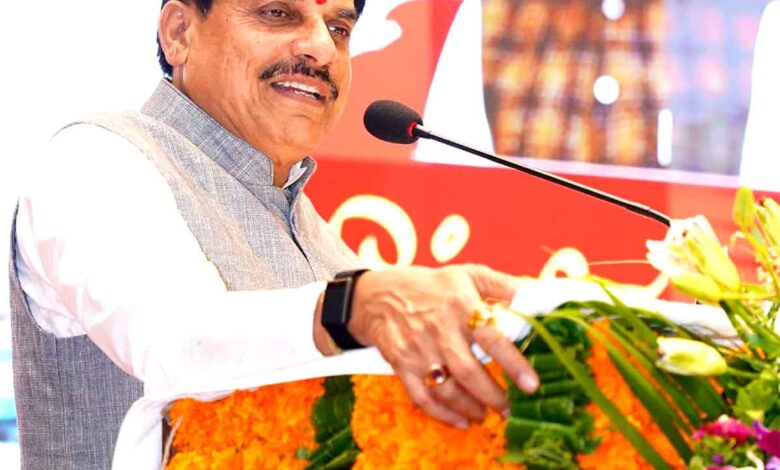 उज्जैन में सिंहस्थ 2028 की तैयारियों पर आयोजित कार्यशाला में संबोधित करते मुख्यमंत्री डॉ. मोहन यादव।