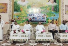 विश्व तंबाकू निषेध दिवस पर ब्रह्माकुमारी संस्थान सिवनी में नशामुक्ति का संकल्प लेते युवा और नागरिक