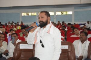 सिवनी में आयोजित समान नागरिक संहिता जनपरामर्श बैठक में उपस्थित अधिकारी और जनप्रतिनिधि