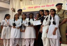 सिवनी मेडिकल कॉलेज में सेफ क्लिक 2.0 अभियान के दौरान साइबर सुरक्षा पर विद्यार्थियों को संबोधित करते एसपी कृष्ण लालचंदानी।