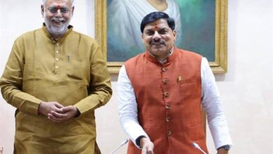 मुख्यमंत्री डॉ. मोहन यादव दृष्टि ऑनलाइन प्लेटफॉर्म लॉन्च करते हुए