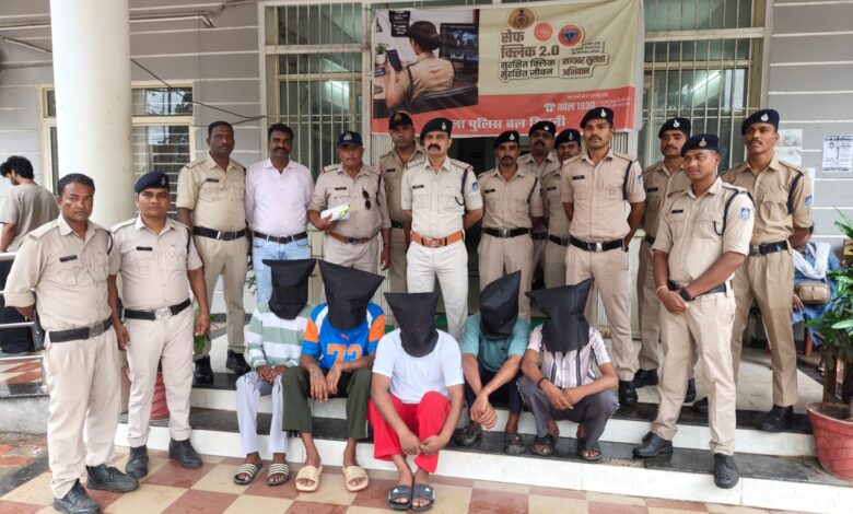 सिवनी पुलिस अधीक्षक कृष्ण लालचंदानी ने वायरल आईटीआई छात्र मारपीट मामले में 24 घंटे के भीतर आरोपियों को गिरफ्तार कराया।