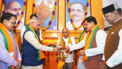 डॉ. श्यामा प्रसाद मुखर्जी के विचार आज भी राष्ट्र निर्माण की प्रेरणा: शिवप्रकाश, डॉ. मोहन यादव, हेमंत खंडेलवाल | Dainik Yashonnati डॉ. श्यामा प्रसाद मुखर्जी की जयंती पर भाजपा कार्यकर्ता सम्मेलन