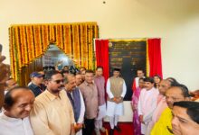 भोपाल में मन की बात कार्यक्रम सुनते विधायक दिनेश राय मुनमुन