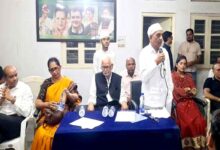 कमलनाथ-नकुलनाथ की नई पहल: युवाओं के लिए मुफ्त उच्च शिक्षा का मौका, सैकड़ों छात्रों ने दिए इंटरव्यू | Dainik Yashonnati छिंदवाड़ा के राजीव भवन में कमलनाथ और नकुलनाथ की पहल पर आयोजित नि:शुल्क उच्च शिक्षा साक्षात्कार कार्यक्रम में शामिल छात्र-छात्राएं।