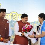 230 विधानसभा क्षेत्रों में बनेंगे स्टेडियम, CM मोहन यादव ने खेलों को लेकर किया बड़ा ऐलान | Dainik Yashonnati भोपाल में राजा भोज सेलिंग चैम्पियनशिप 2026 में खिलाड़ियों को सम्मानित करते मुख्यमंत्री मोहन यादव