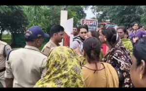 कान्हीवाड़ा में पुलिस चेकिंग के दौरान किन्नर समाज का हंगामा