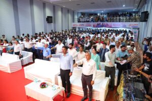 भोपाल मैनिट में नशामुक्त भारत अभियान के दौरान शपथ दिलाते मुख्यमंत्री डॉ. मोहन यादव