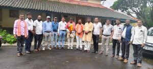 केवलारी विधानसभा में भाजपा पिछड़ा वर्ग मोर्चा जिलाध्यक्ष रविशंकर पाल का स्वागत करते कार्यकर्ता