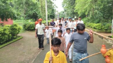 कान्हीवाड़ा से दिघोरी धाम तक निकली विशाल कावड़ यात्रा | Dainik Yashonnati कान्हीवाड़ा से दिघोरी धाम तक निकली कावड़ यात्रा में शामिल श्रद्धालु