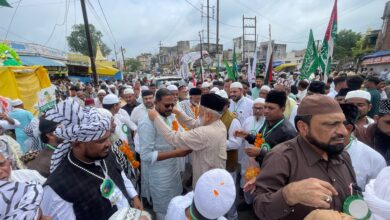 सिवनी में ईद मिलादुन्नबी के जुलूस में शामिल विधायक दिनेश राय मुनमुन