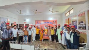 संत रविदास के समरसता संदेश को घर-घर पहुंचाएगा भाजपा का अभियान | Dainik Yashonnati सिवनी में संत रविदास 650वीं जयंती पर कलश रथ यात्रा का शुभारंभ