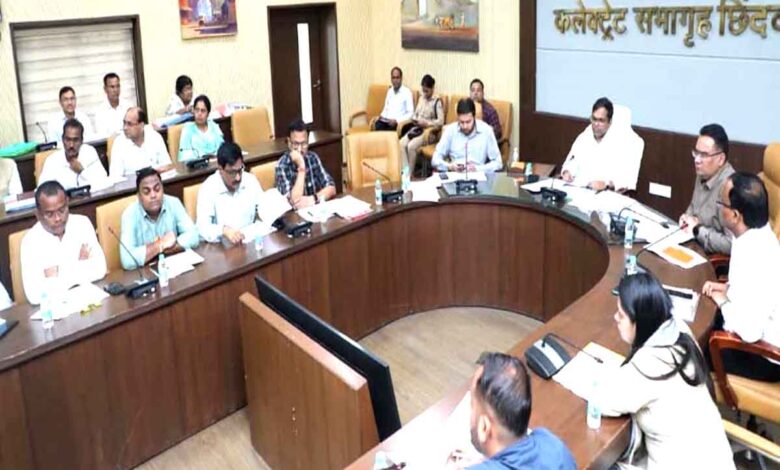 छिंदवाड़ा कलेक्टर हरेंद्र नारायण ने होटल रेस्टोरेंट के किचन की हाइजीन जांच के दिए निर्देश