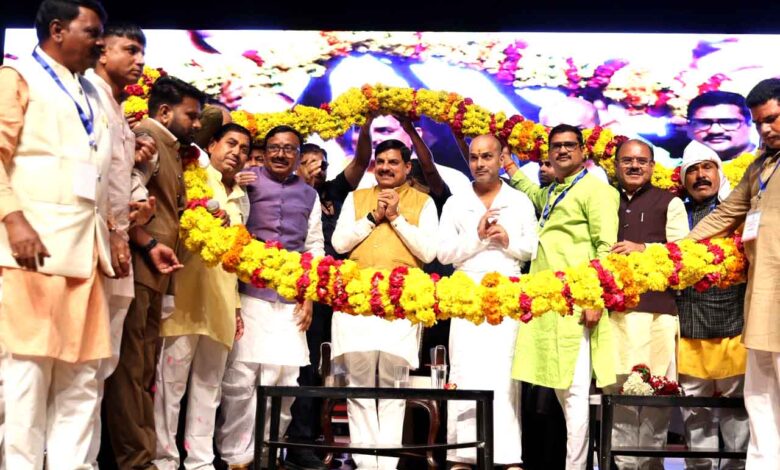 पाल-गड़रिया समाज बोर्ड की घोषणा करते मुख्यमंत्री डॉ. मोहन यादव