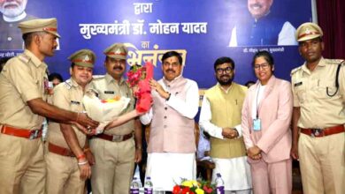 छिंदवाड़ा में पदोन्नत एवं नवनियुक्त पुलिस अधिकारियों द्वारा मुख्यमंत्री डॉ. मोहन यादव का अभिनंदन