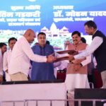 मुख्यमंत्री मोहन यादव और नितिन गडकरी ने 21 साल बाद लोक परिवहन बस सेवा का शुभारंभ किया