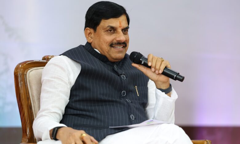 सीएम डॉ. मोहन यादव का युवा शिक्षा अधिकारियों के साथ एजुकेशन डायलॉग कार्यक्रम