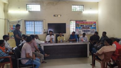 खैरा पलारी में जन विश्वास कार्यक्रम के दौरान मौजूद जनप्रतिनिधि